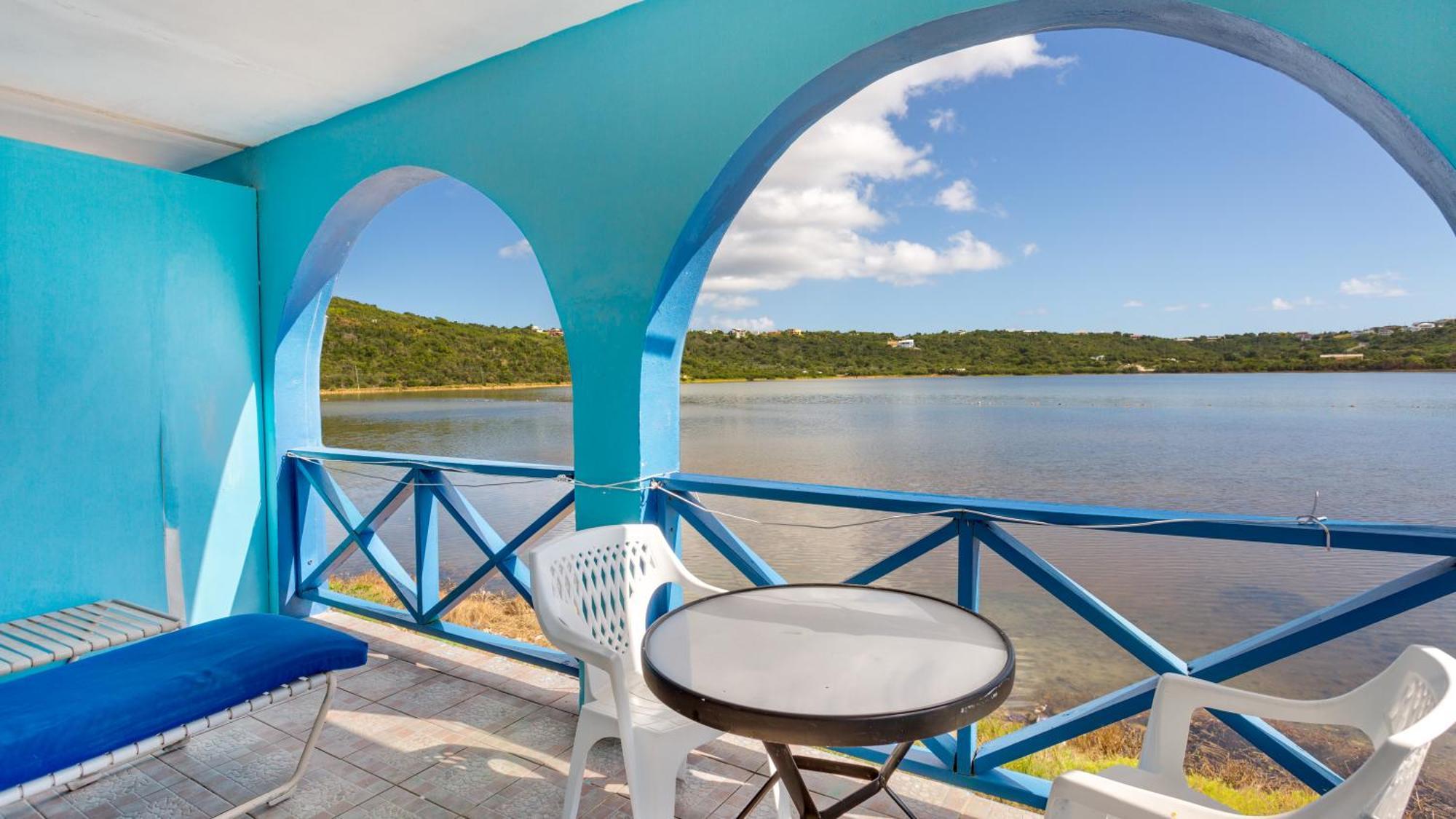 Edwards Guesthouse Sandy Ground Village Dış mekan fotoğraf