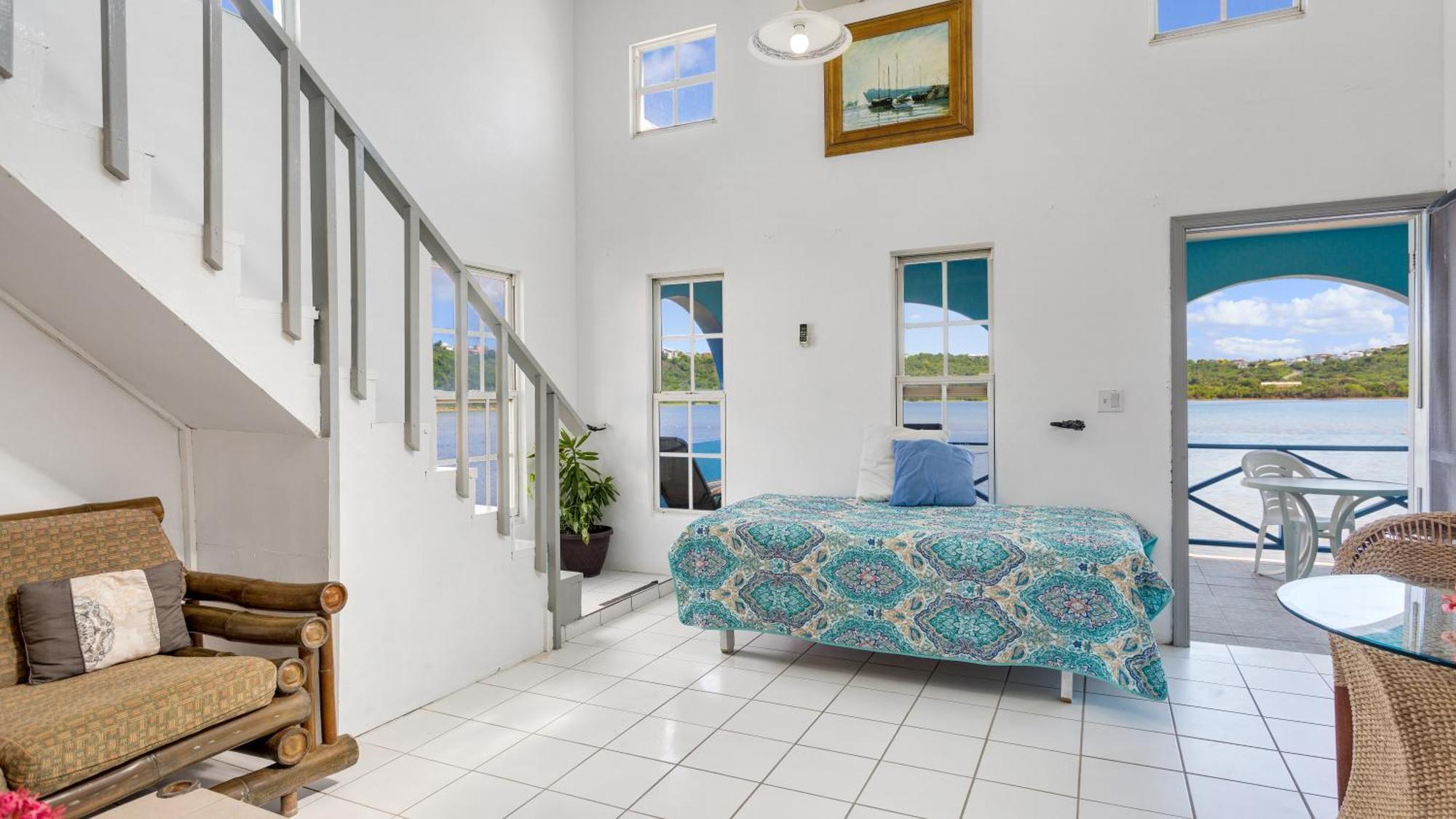 Edwards Guesthouse Sandy Ground Village Dış mekan fotoğraf