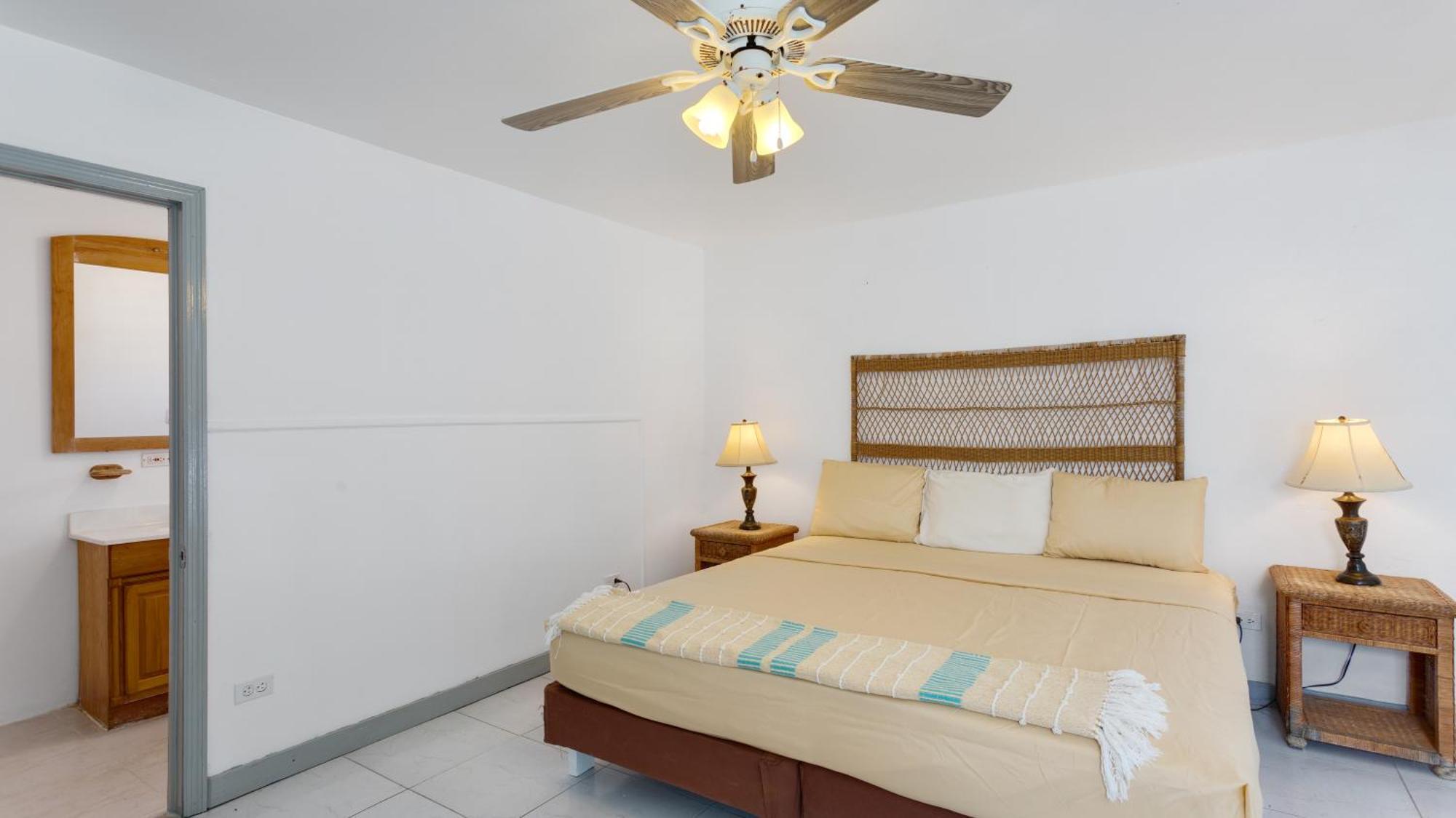 Edwards Guesthouse Sandy Ground Village Dış mekan fotoğraf