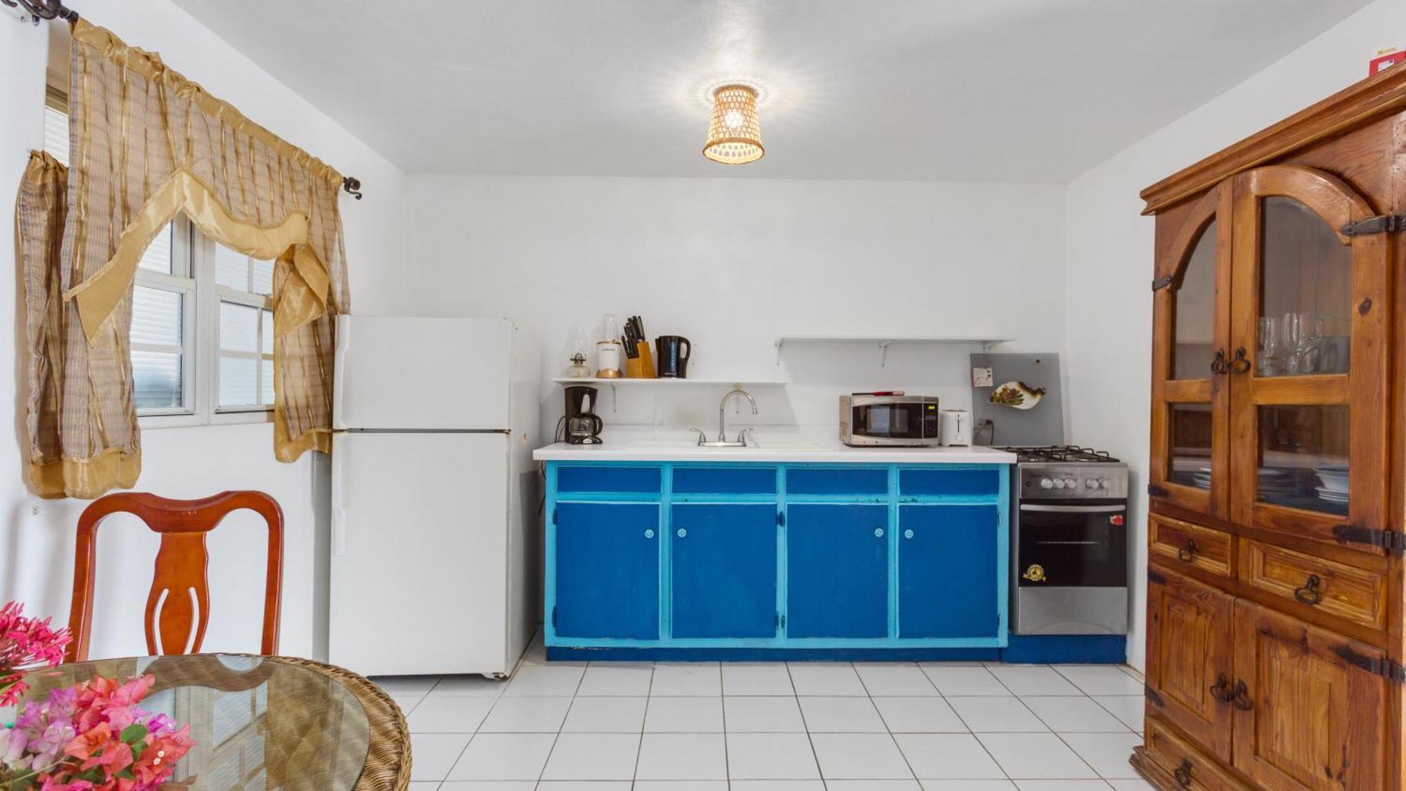 Edwards Guesthouse Sandy Ground Village Dış mekan fotoğraf