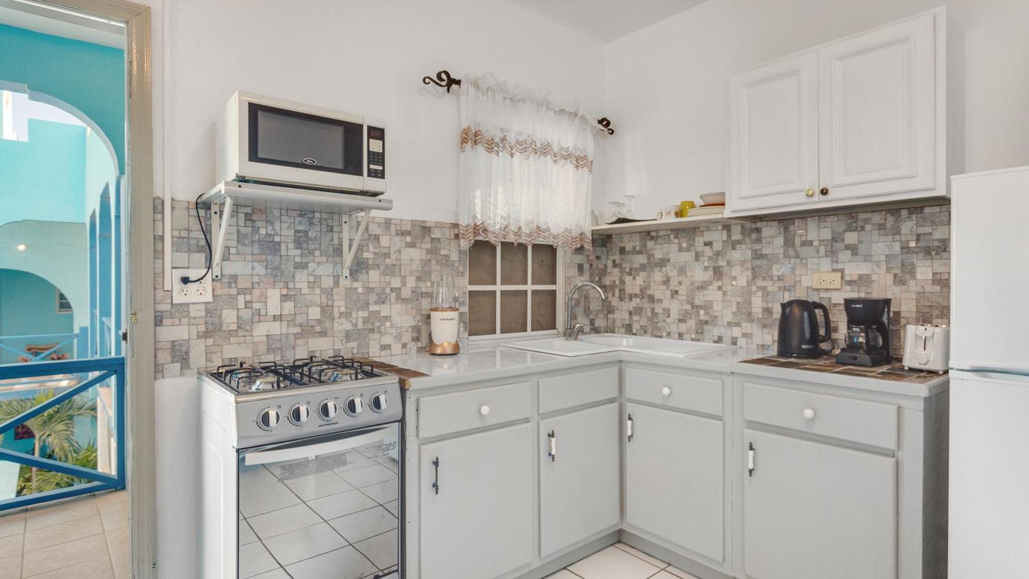 Edwards Guesthouse Sandy Ground Village Dış mekan fotoğraf