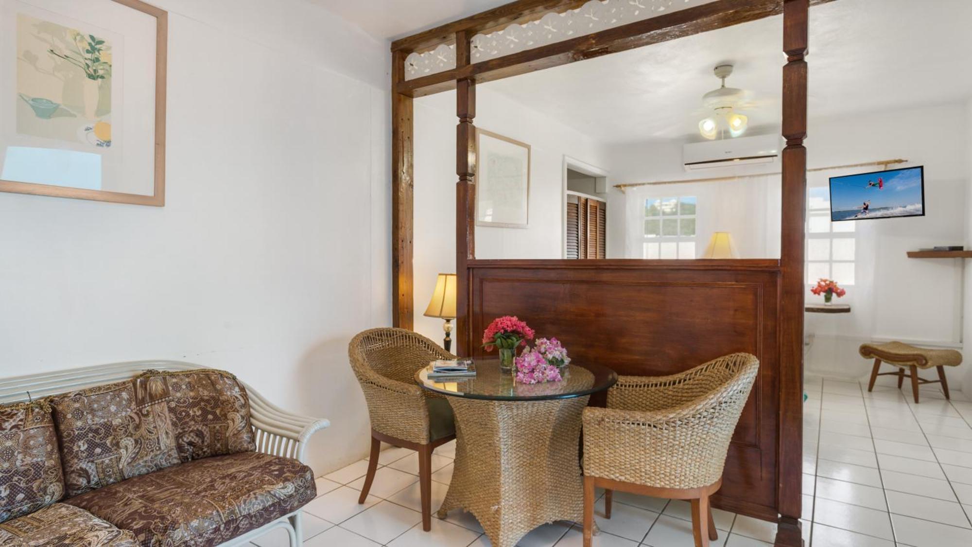 Edwards Guesthouse Sandy Ground Village Dış mekan fotoğraf